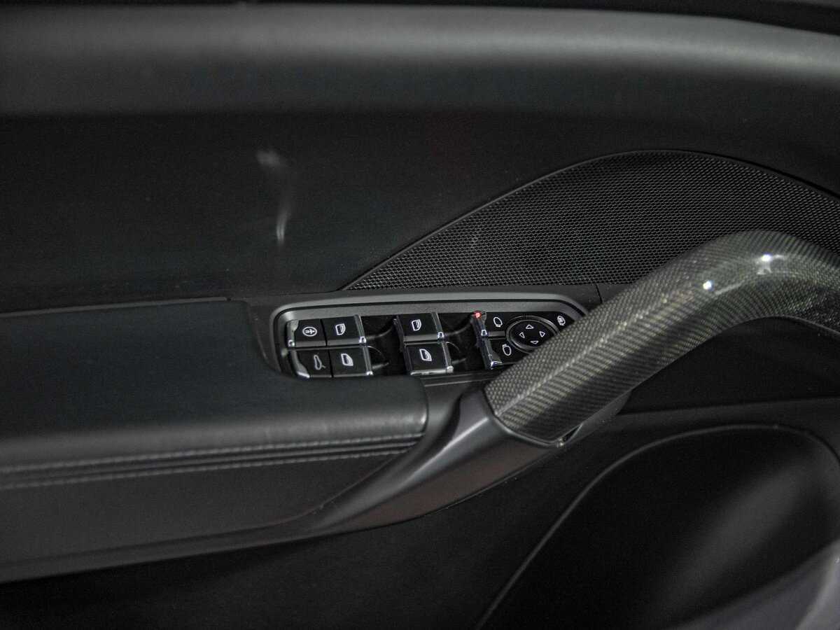 Porsche Cayenne с пробегом — 2012 год. Фото: #15