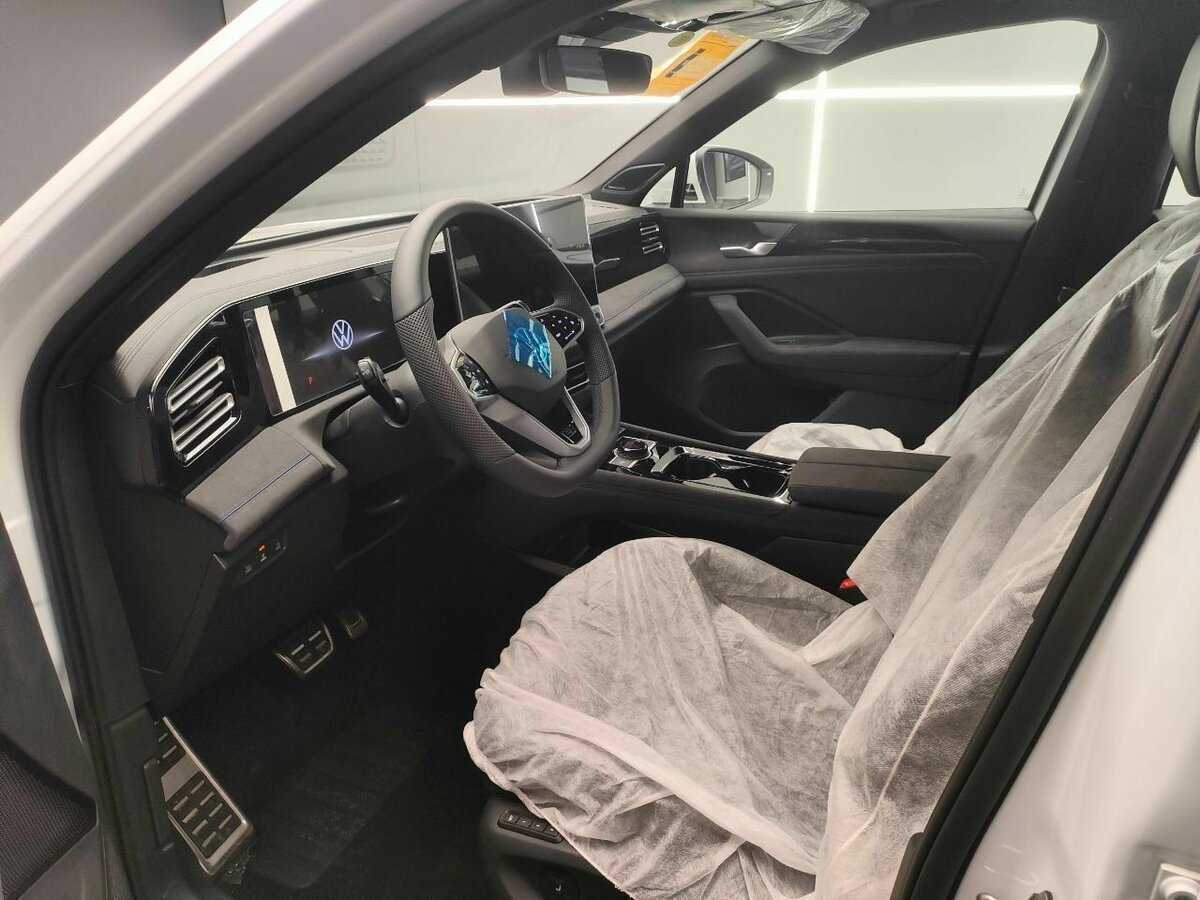 Volkswagen Tiguan с пробегом — 2024 год. Фото: #14