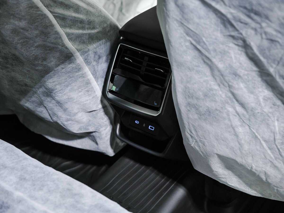 Geely Monjaro с пробегом — 2025 год. Фото: #18