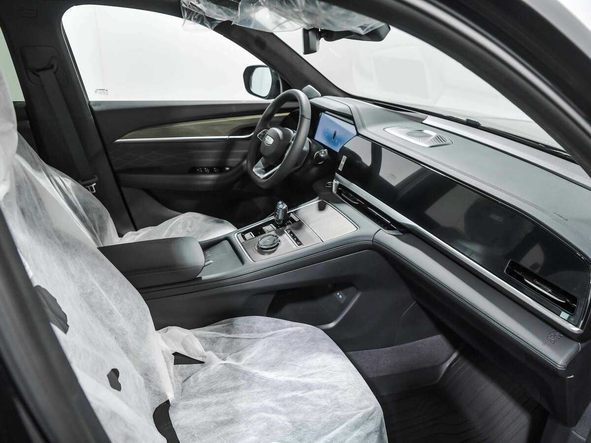 Geely Monjaro с пробегом — 2025 год. Фото: #19