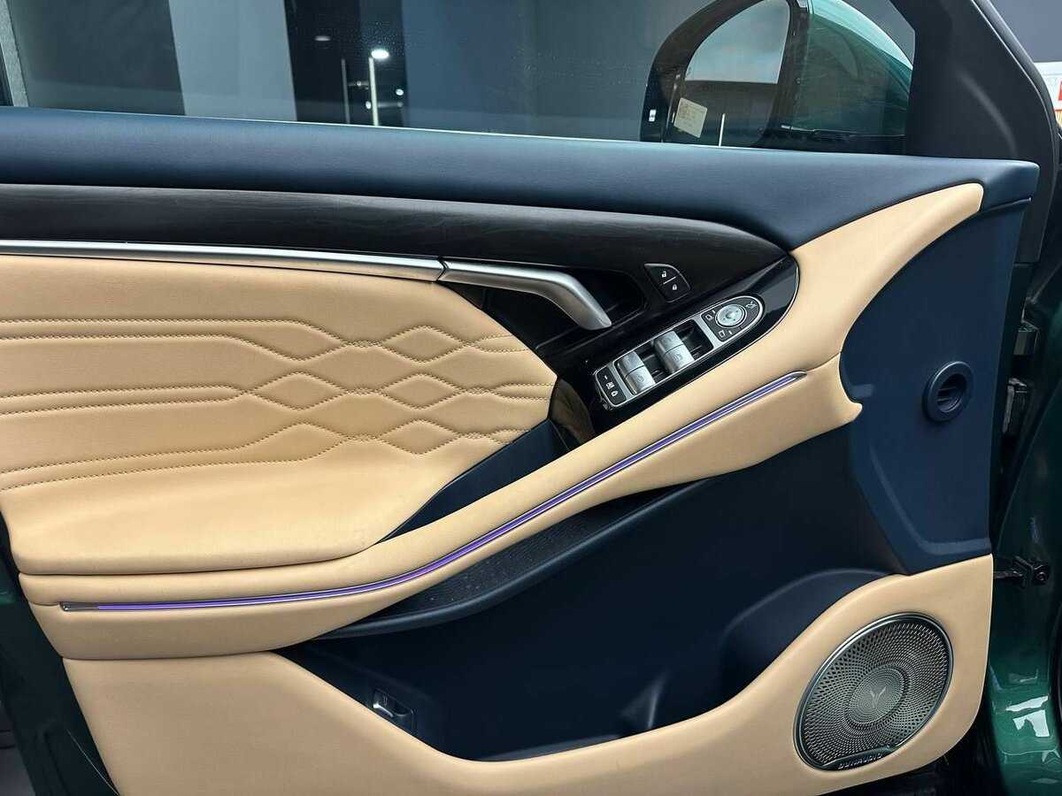 Voyah Free с пробегом — 2024 год. Фото: #5