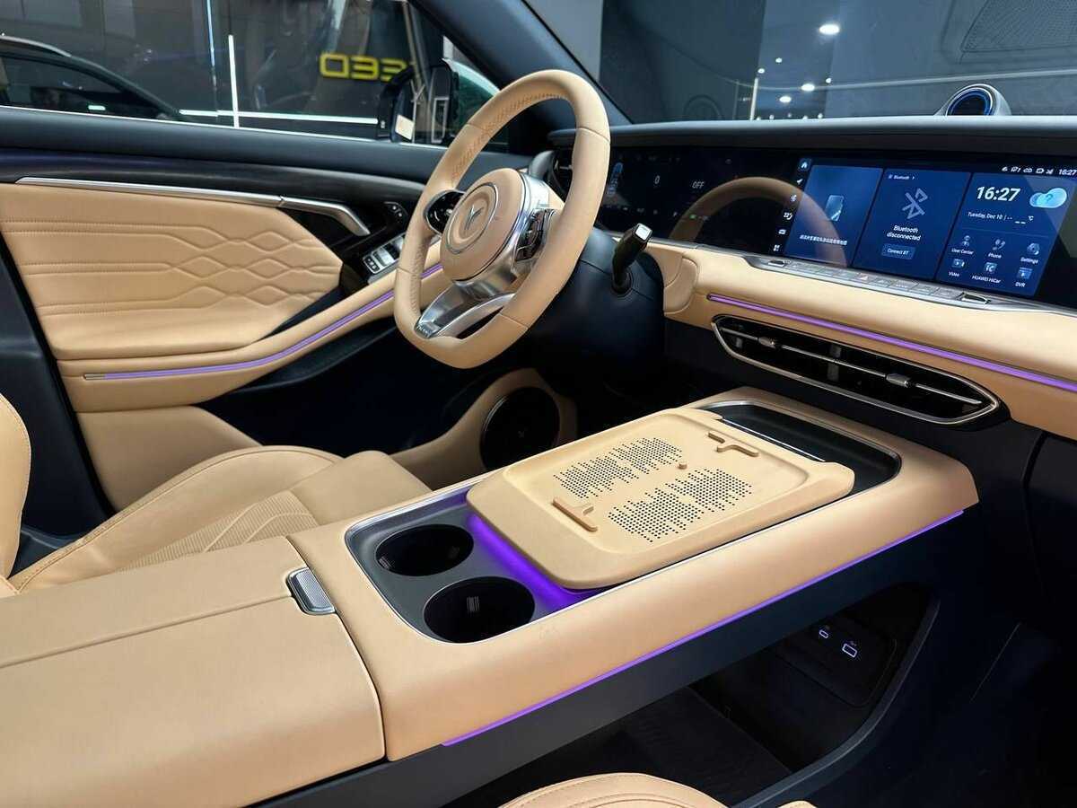 Voyah Free с пробегом — 2024 год. Фото: #14