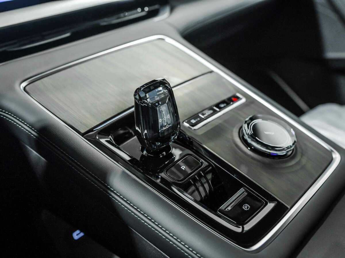 Geely Monjaro с пробегом — 2025 год. Фото: #12