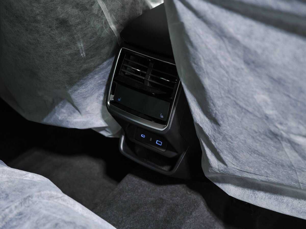 Geely Monjaro с пробегом — 2025 год. Фото: #19