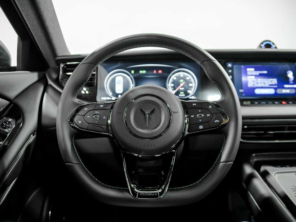 Voyah Free с пробегом — 2024 год. Фото: #8