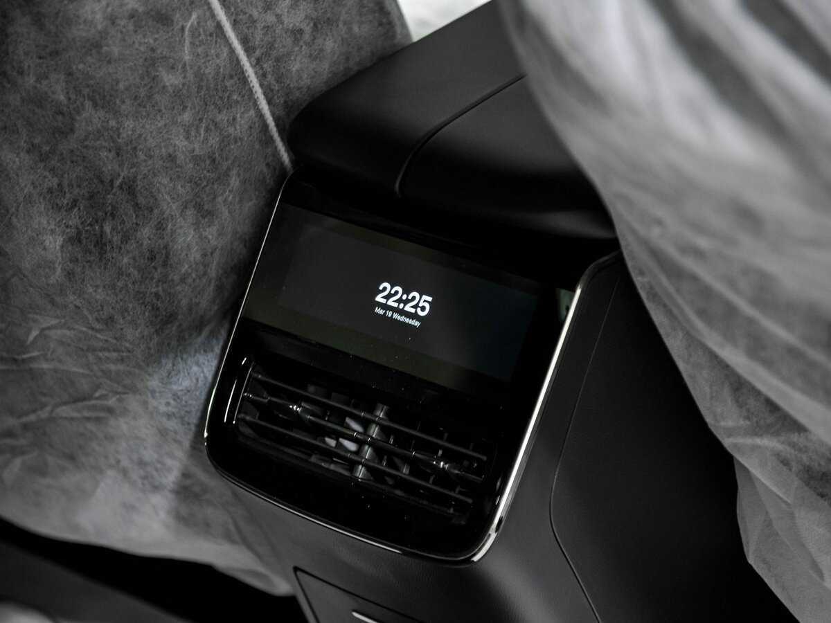 Voyah Free с пробегом — 2024 год. Фото: #16