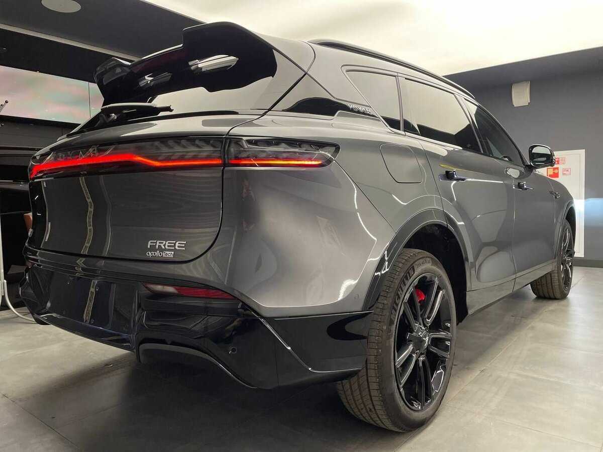 Voyah Free с пробегом — 2024 год. Фото: #3