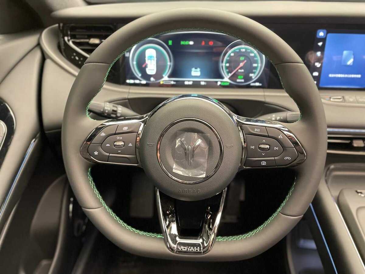 Voyah Free с пробегом — 2024 год. Фото: #8