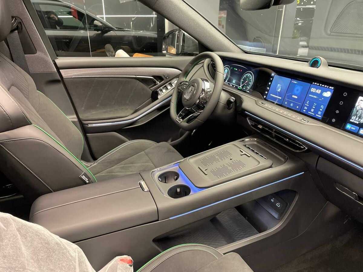 Voyah Free с пробегом — 2024 год. Фото: #22