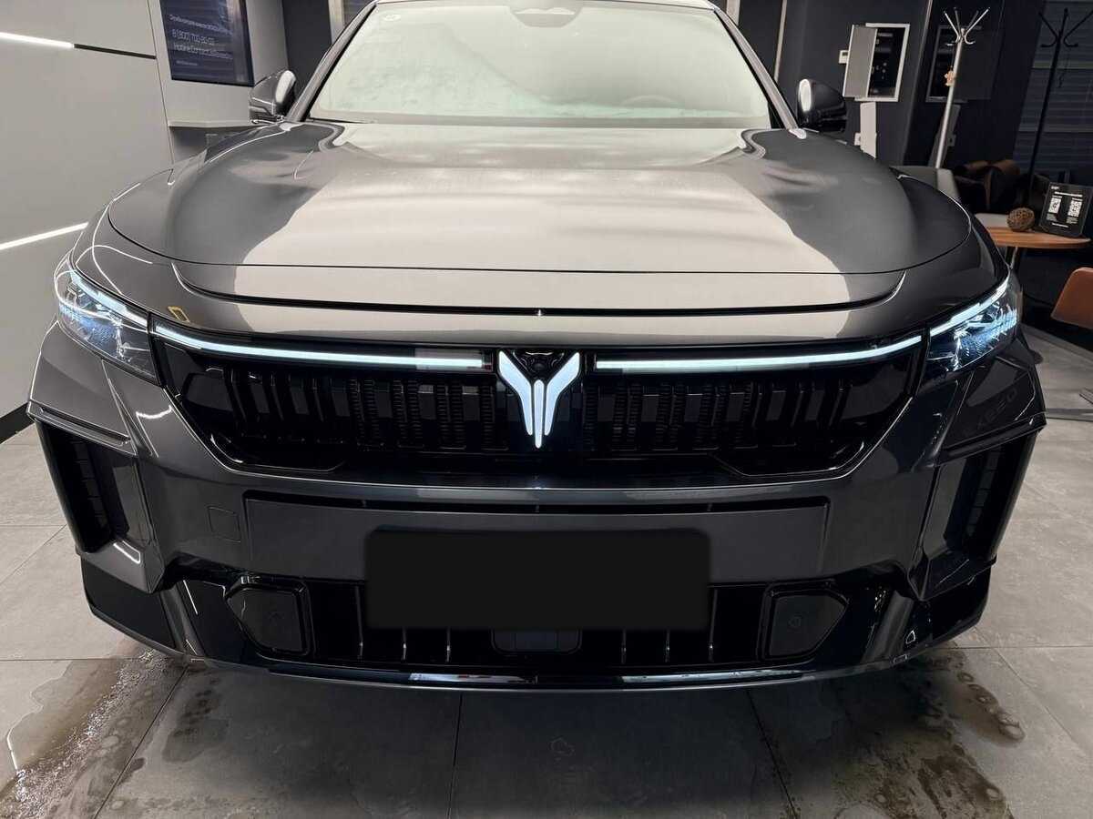 Voyah Free с пробегом — 2024 год. Фото: #1