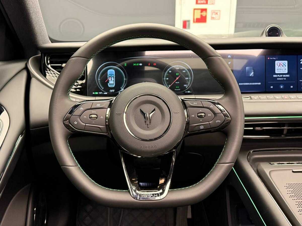 Voyah Free с пробегом — 2024 год. Фото: #6