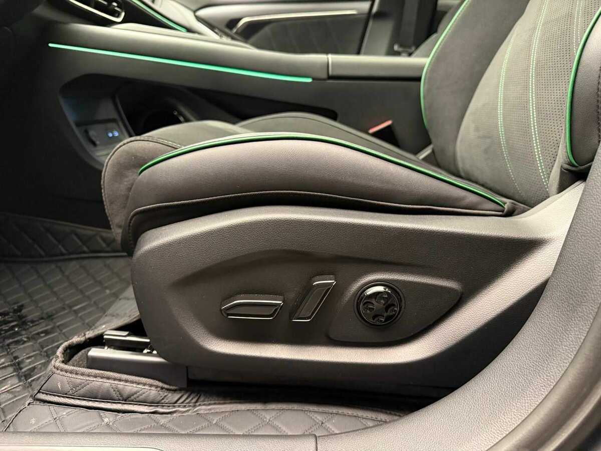 Voyah Free с пробегом — 2024 год. Фото: #15