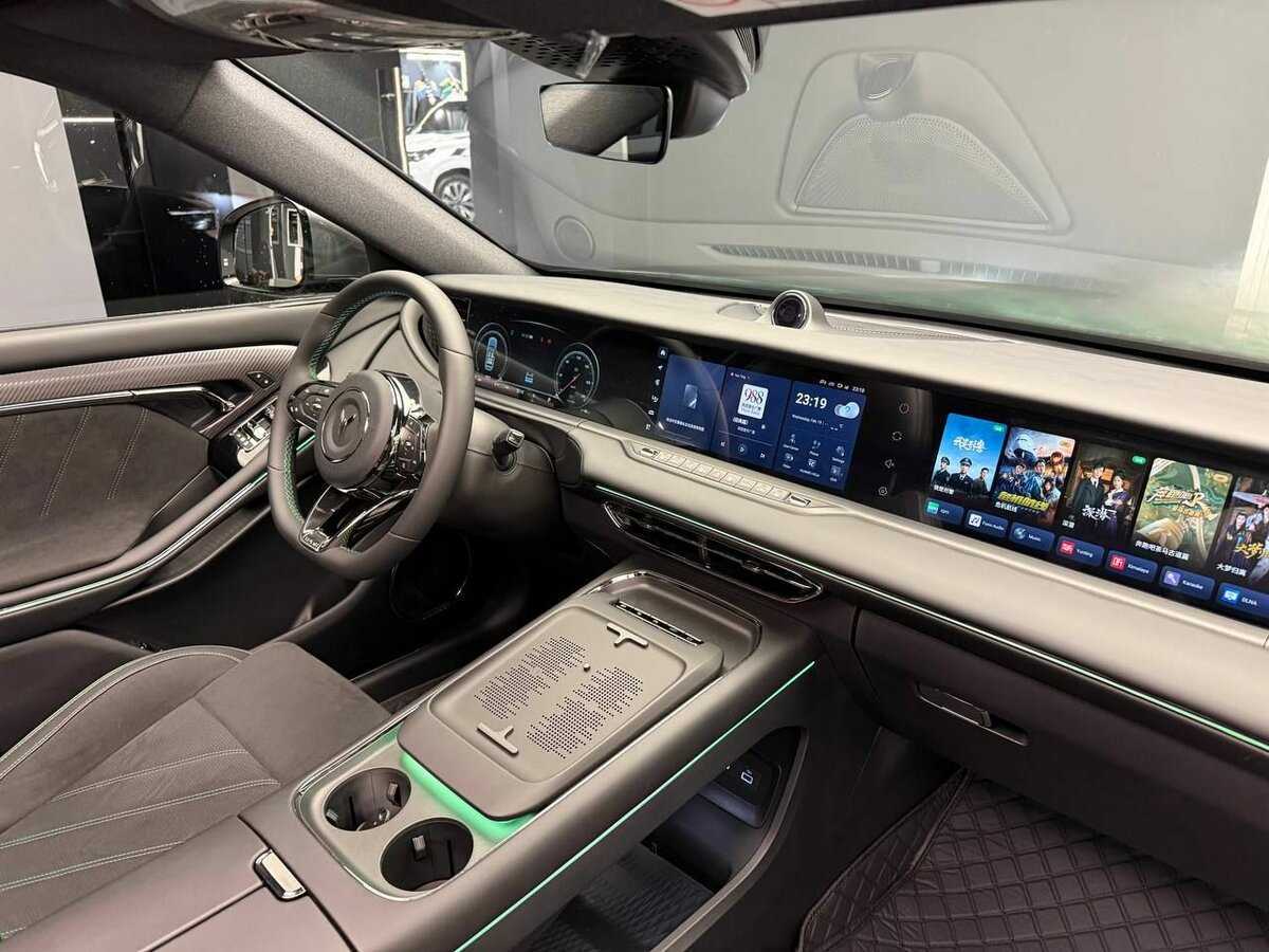 Voyah Free с пробегом — 2024 год. Фото: #21