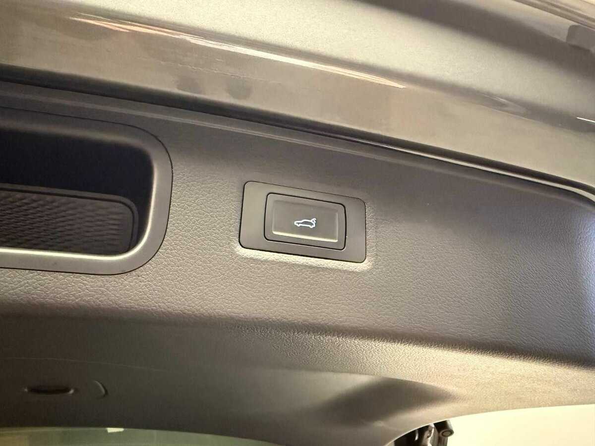 Voyah Free с пробегом — 2024 год. Фото: #25