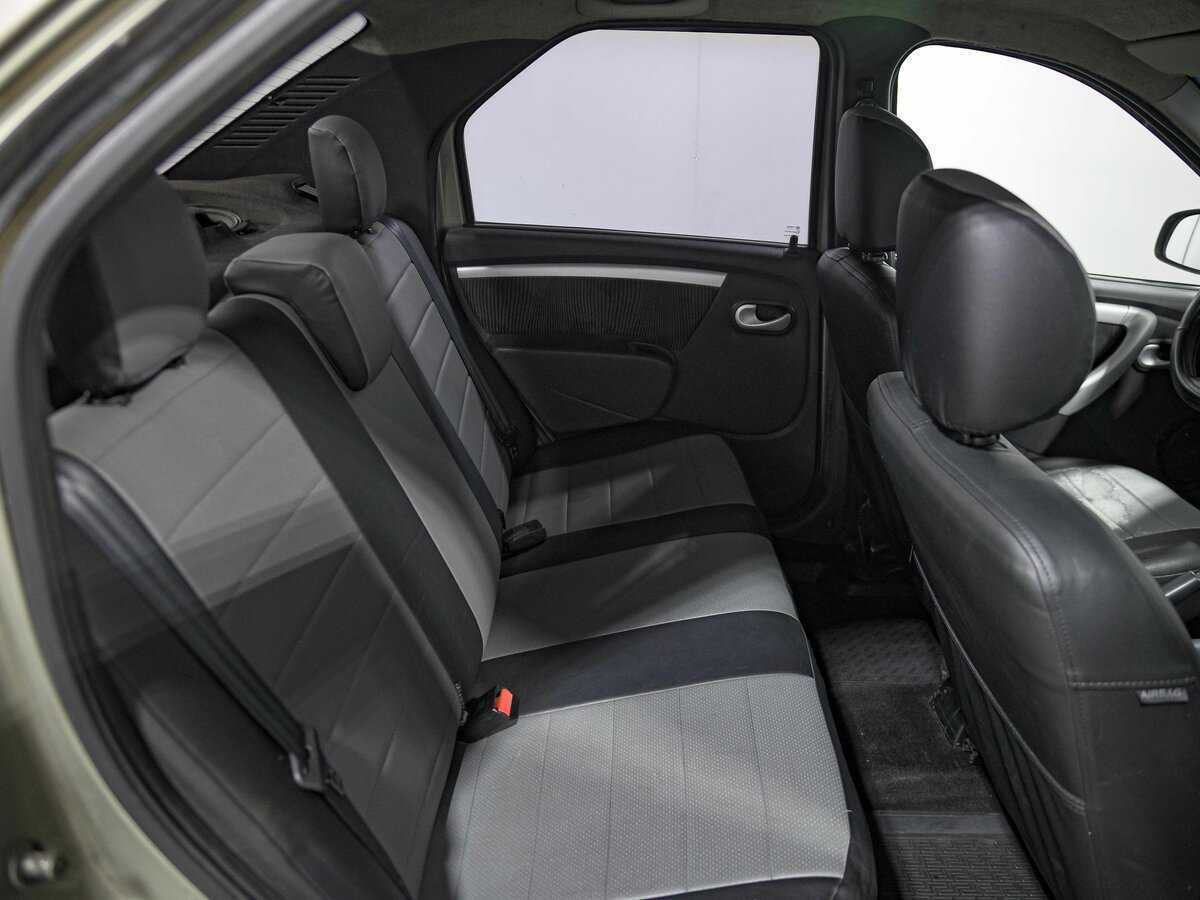 Renault Logan с пробегом — 2010 год. Фото: #9