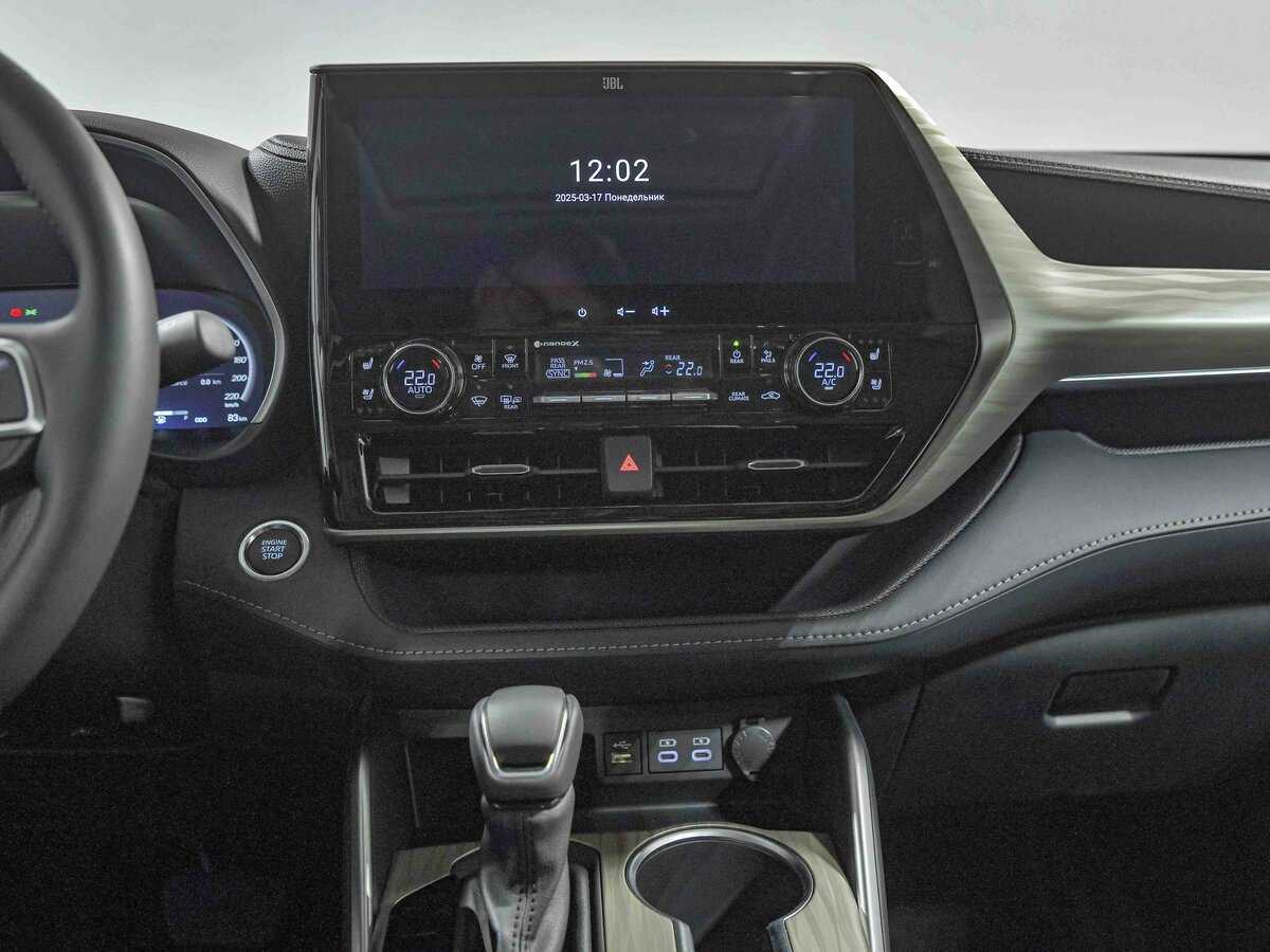 Toyota Highlander с пробегом — 2024 год. Фото: #8