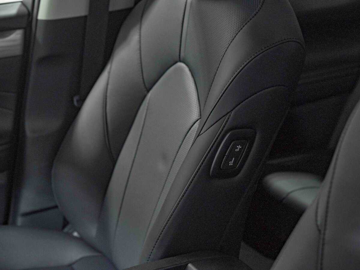 Toyota Highlander с пробегом — 2024 год. Фото: #12