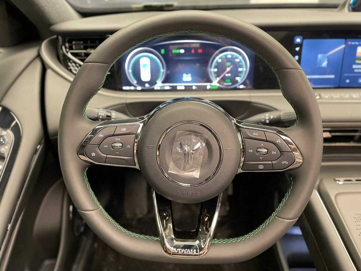 Voyah Free с пробегом — 2024 год. Фото: #8