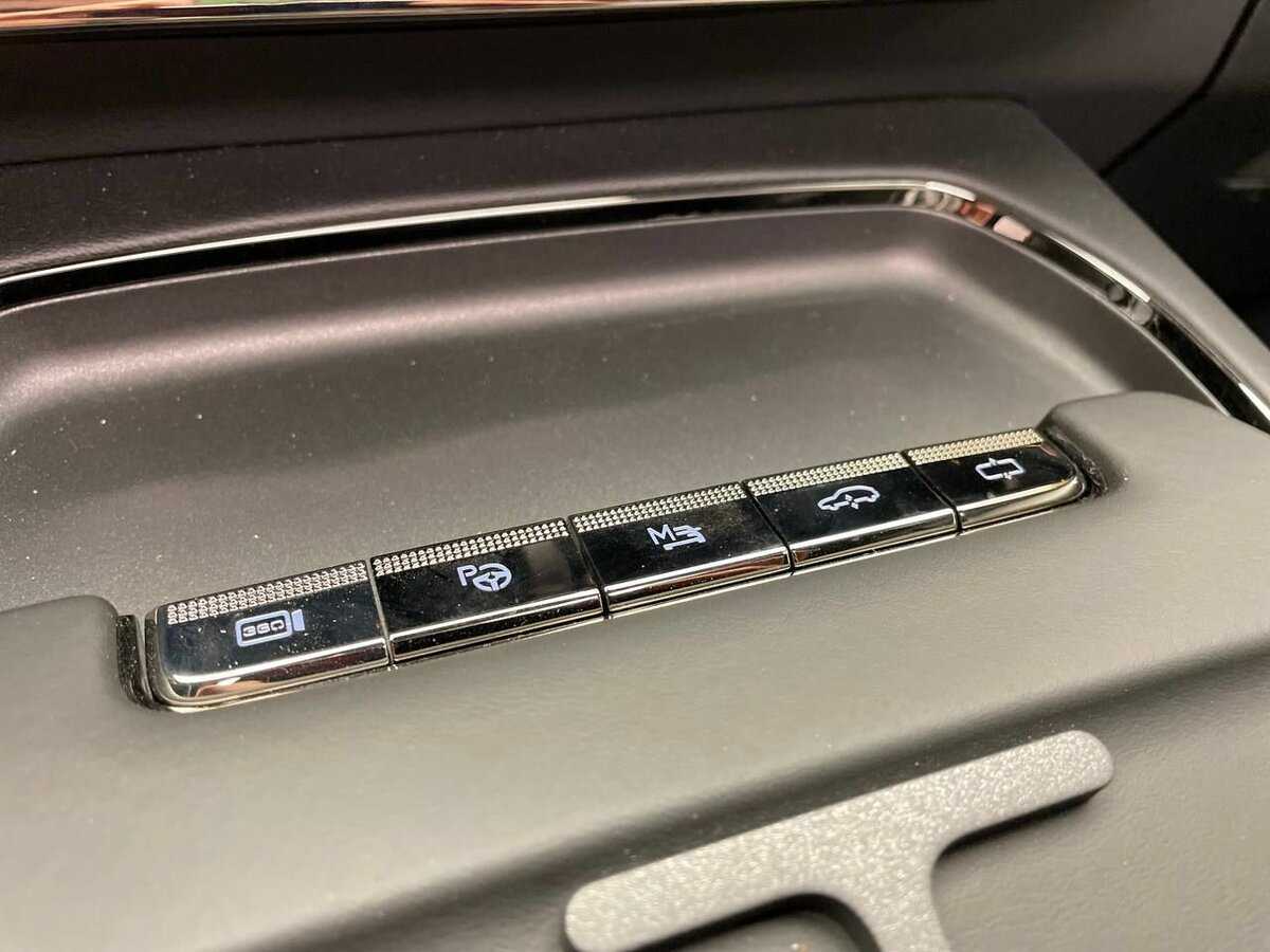 Voyah Free с пробегом — 2024 год. Фото: #12