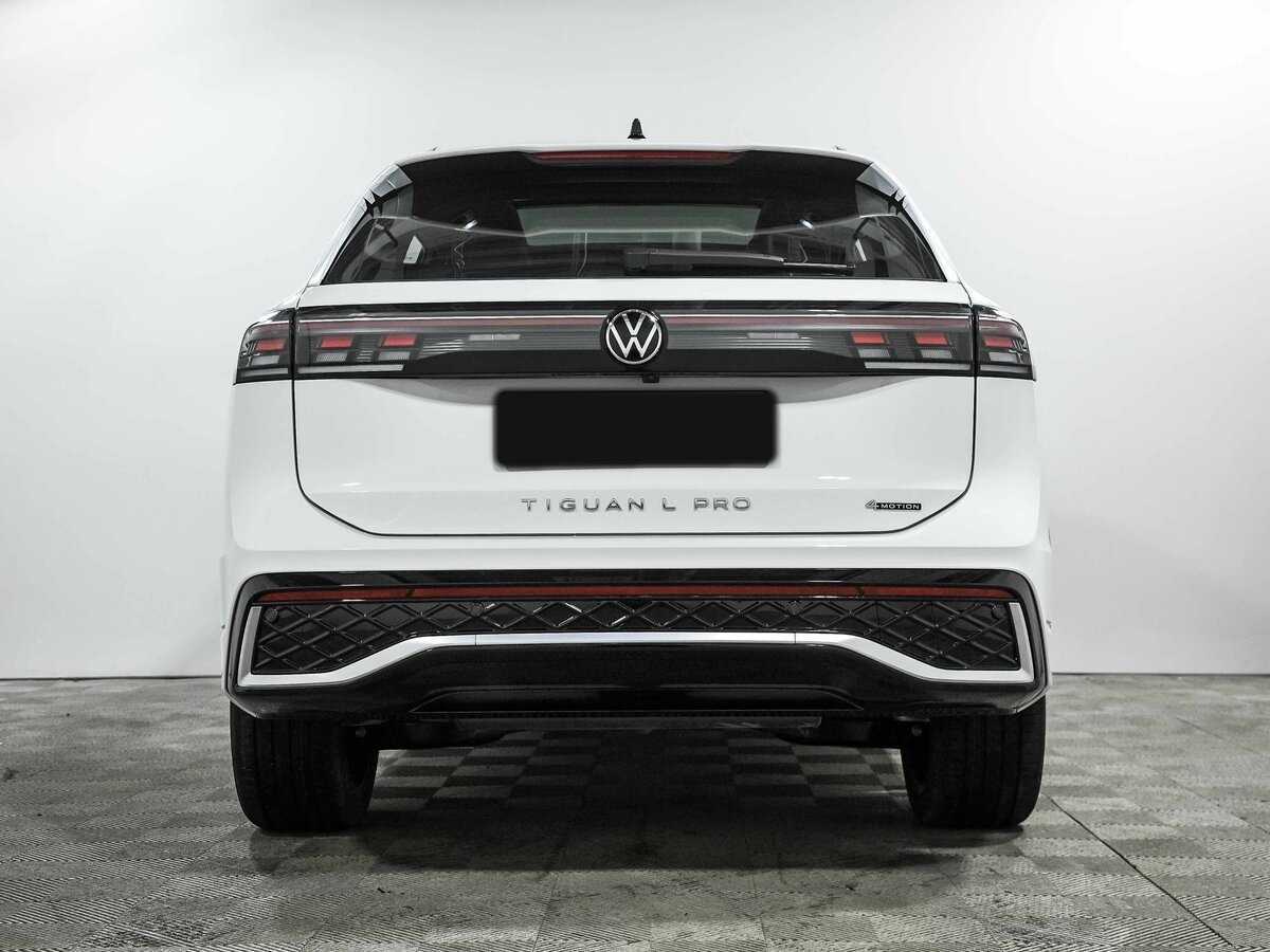 Volkswagen Tiguan с пробегом — 2024 год. Фото: #3