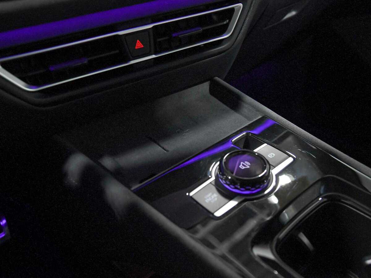 Volkswagen Tiguan с пробегом — 2024 год. Фото: #12