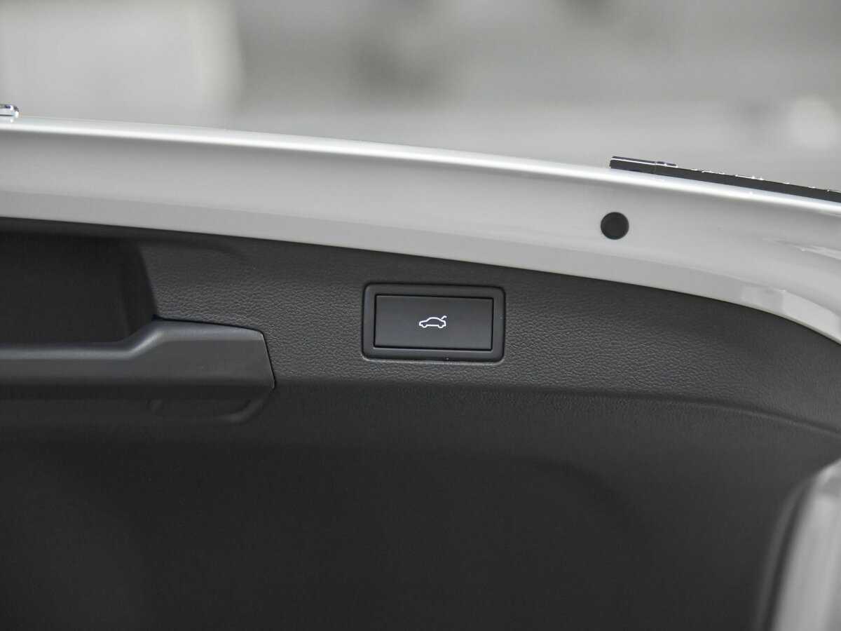 Volkswagen Tiguan с пробегом — 2024 год. Фото: #23