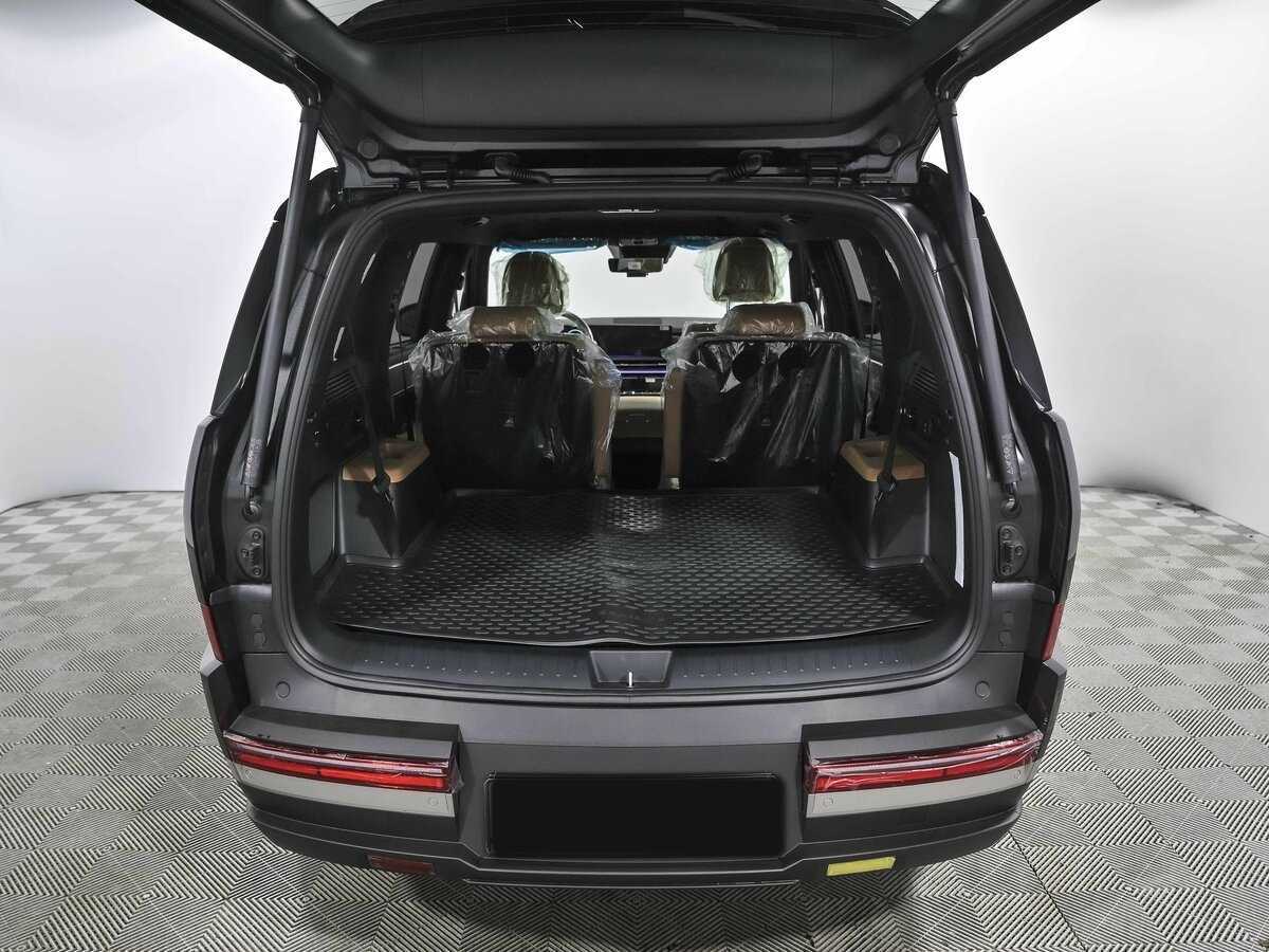 Hyundai Santa Fe с пробегом — 2024 год. Фото: #33