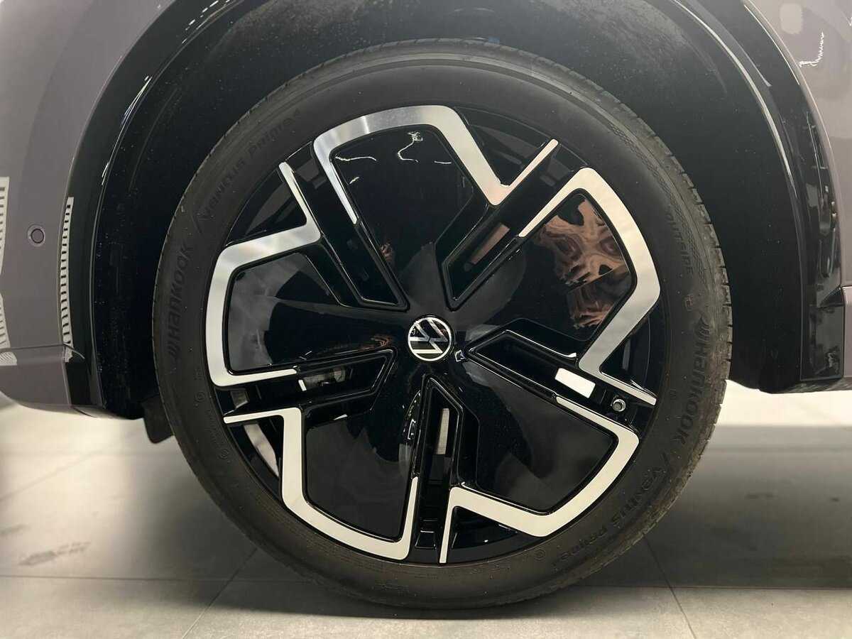 Volkswagen Tiguan с пробегом — 2024 год. Фото: #19