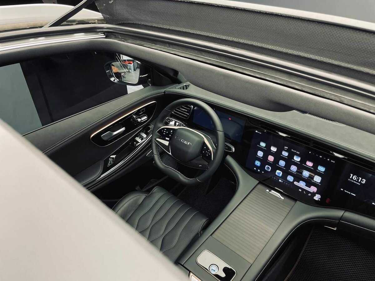 EXEED VX с пробегом — 2023 год. Фото: #19