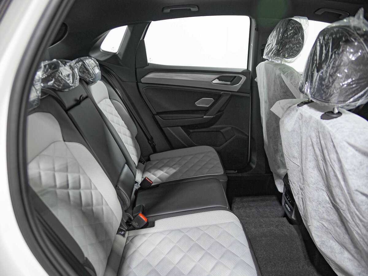 Volkswagen Tayron с пробегом — 2024 год. Фото: #17