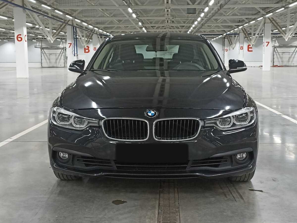 BMW 3 серии с пробегом — 2016 год. Фото: #1