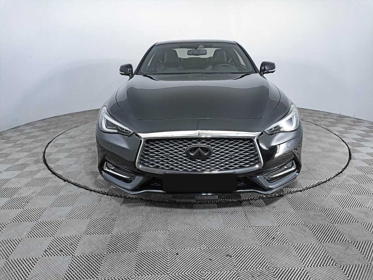 Infiniti Q60 с пробегом — 2017 год. Фото: #1