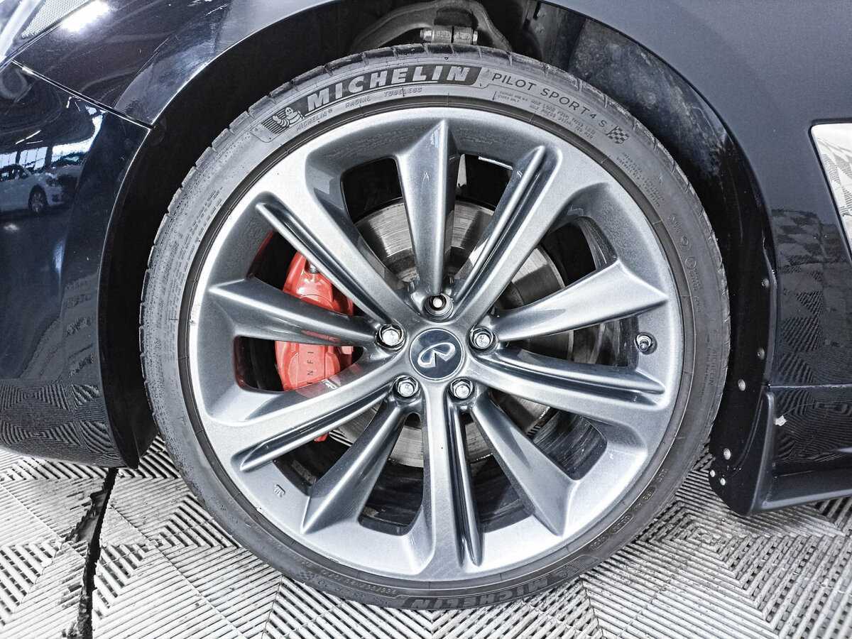 Infiniti Q60 с пробегом — 2017 год. Фото: #17