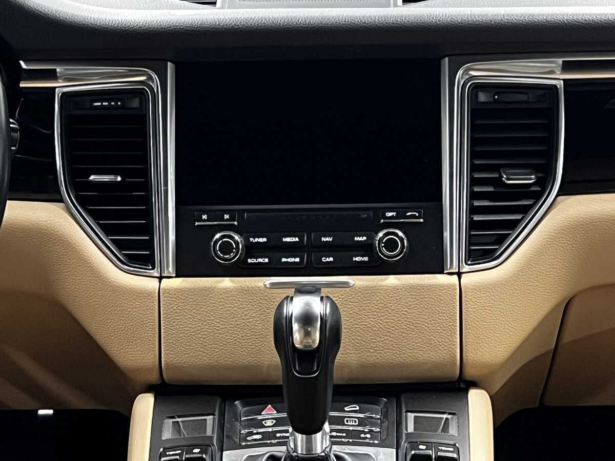 Porsche Macan с пробегом — 2016 год. Фото: #14