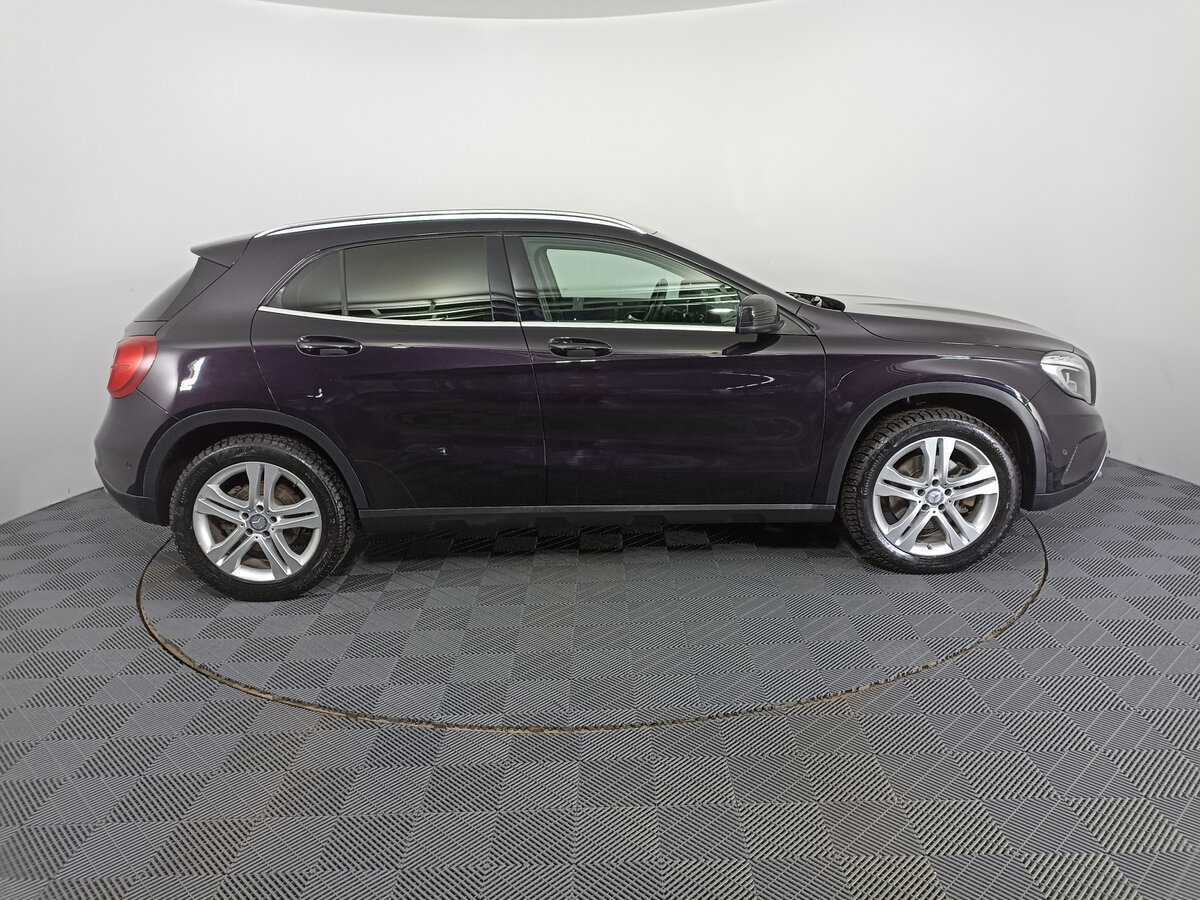 Mercedes-Benz GLA с пробегом — 2015 год. Фото: #3