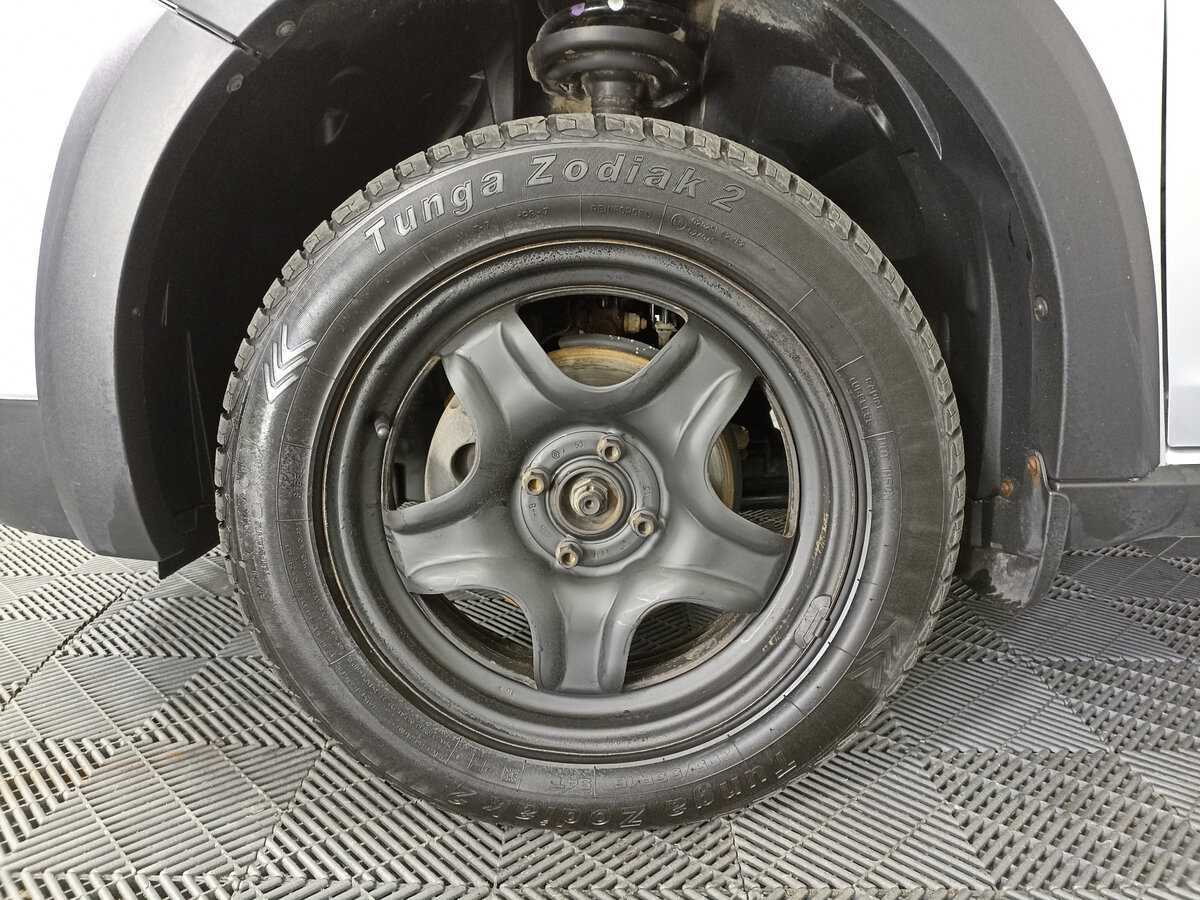 Renault Sandero с пробегом — 2019 год. Фото: #17