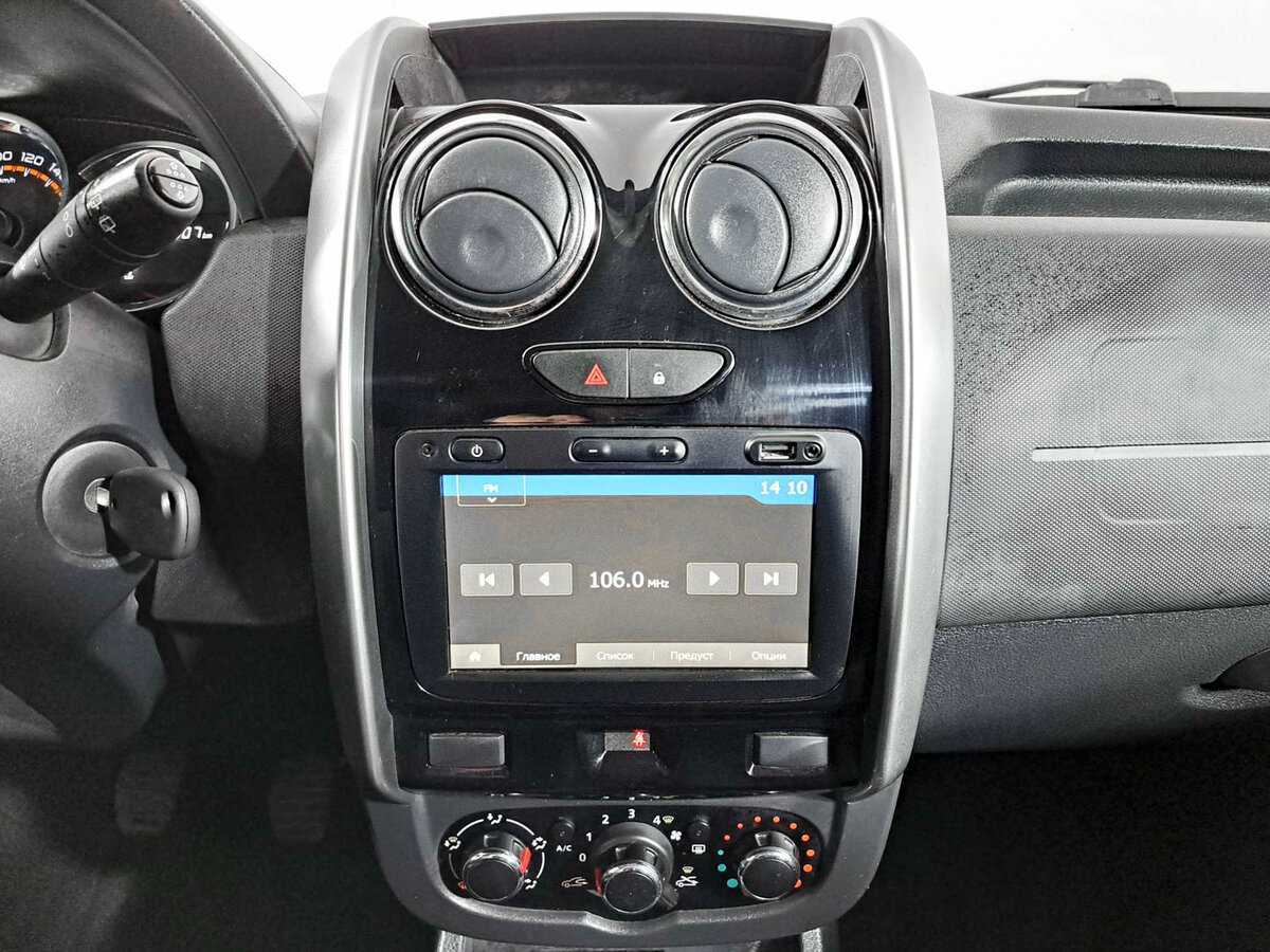 Lada (ВАЗ) Largus с пробегом — 2022 год. Фото: #12