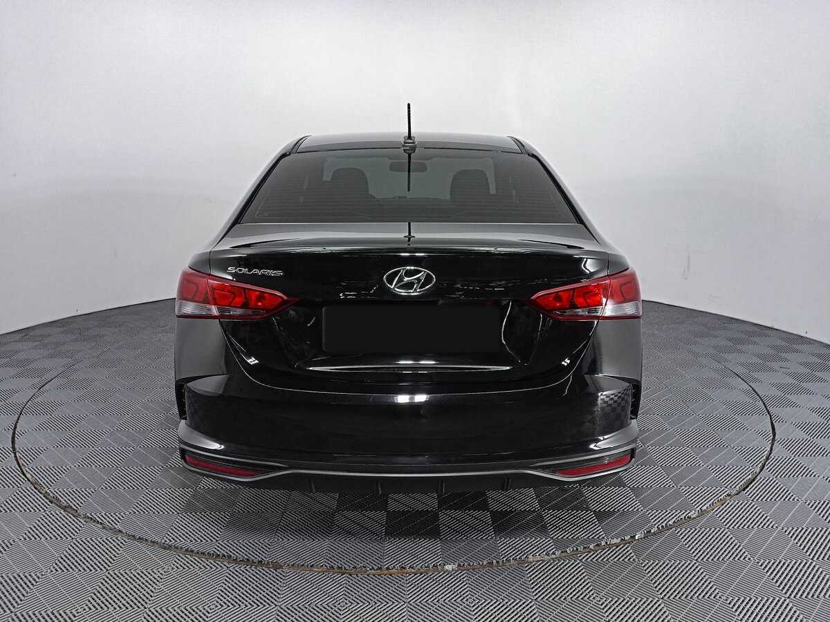 Hyundai Solaris с пробегом — 2021 год. Фото: #5