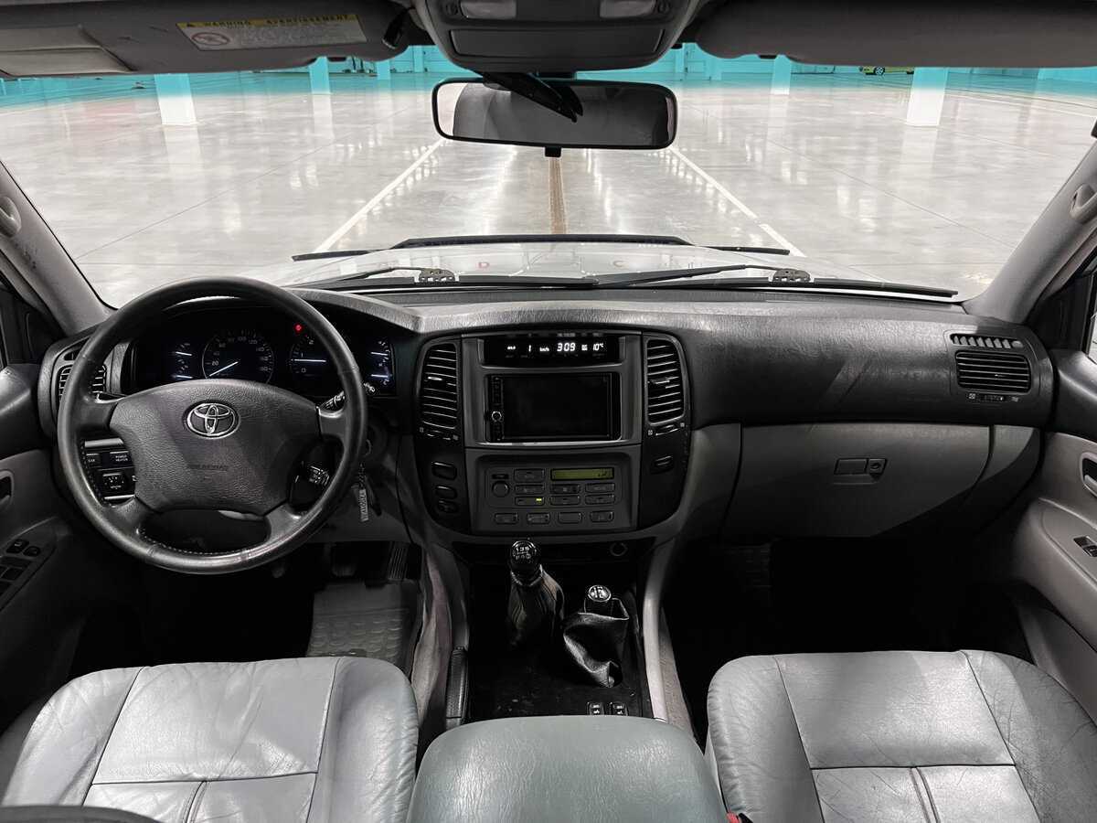 Toyota Land Cruiser с пробегом — 2006 год. Фото: #13