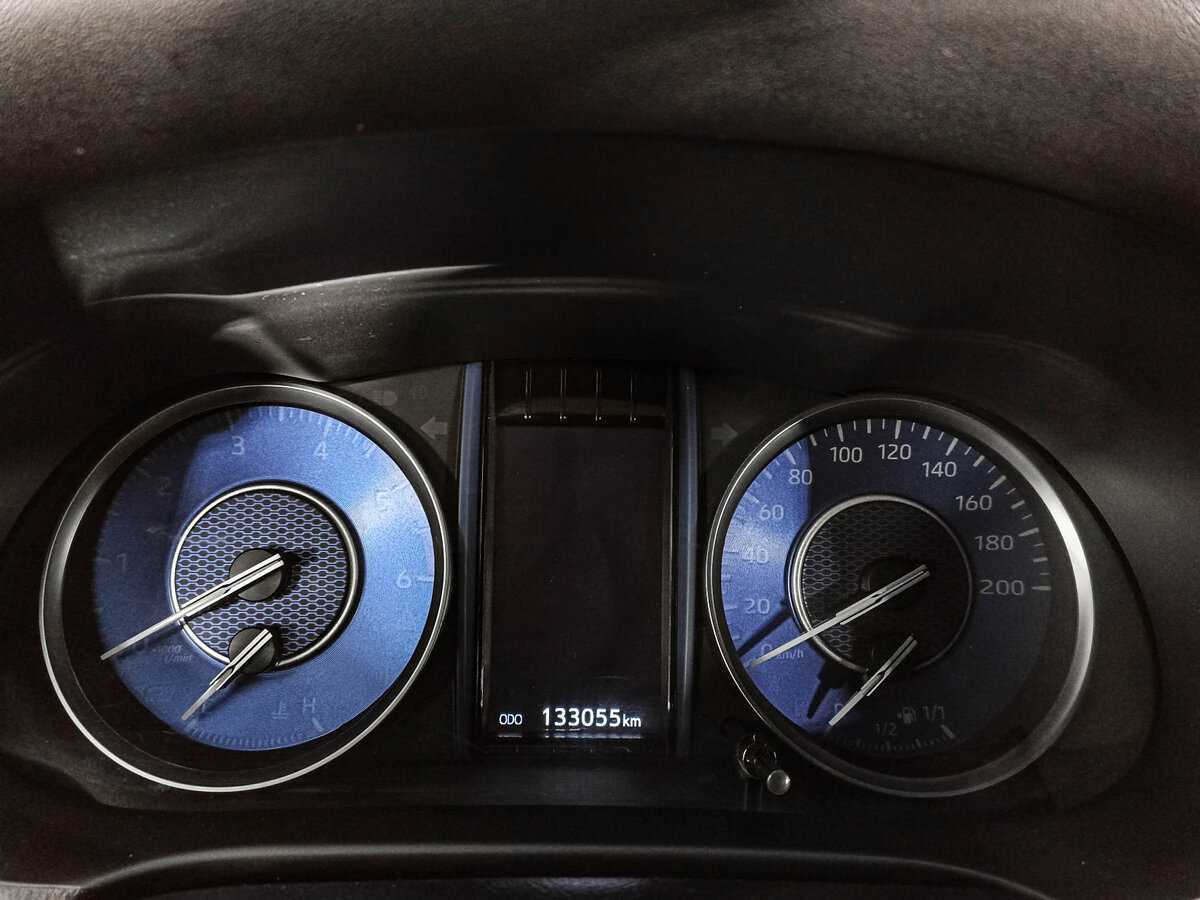 Toyota Fortuner с пробегом — 2020 год. Фото: #8