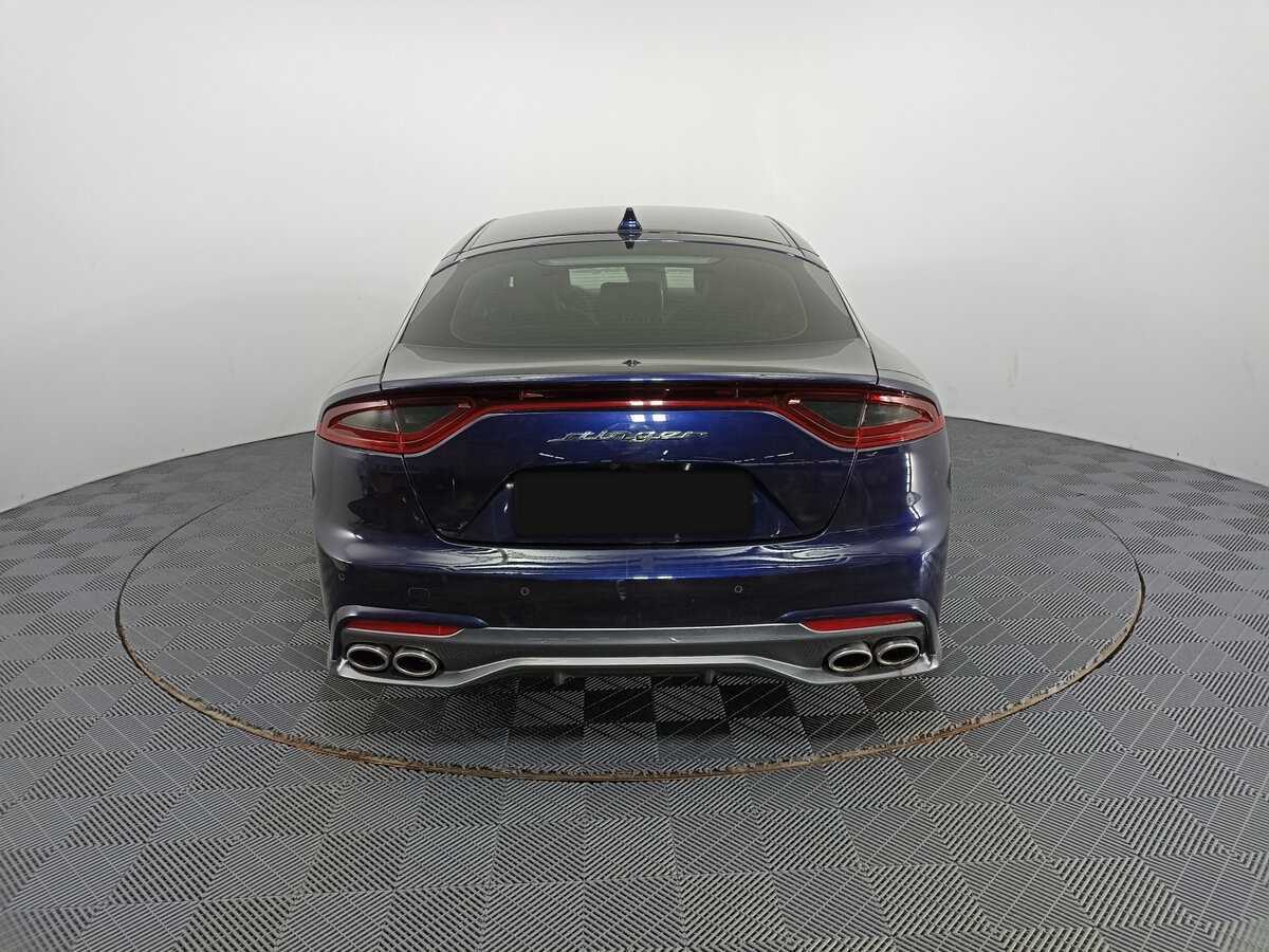 Kia Stinger с пробегом — 2018 год. Фото: #5