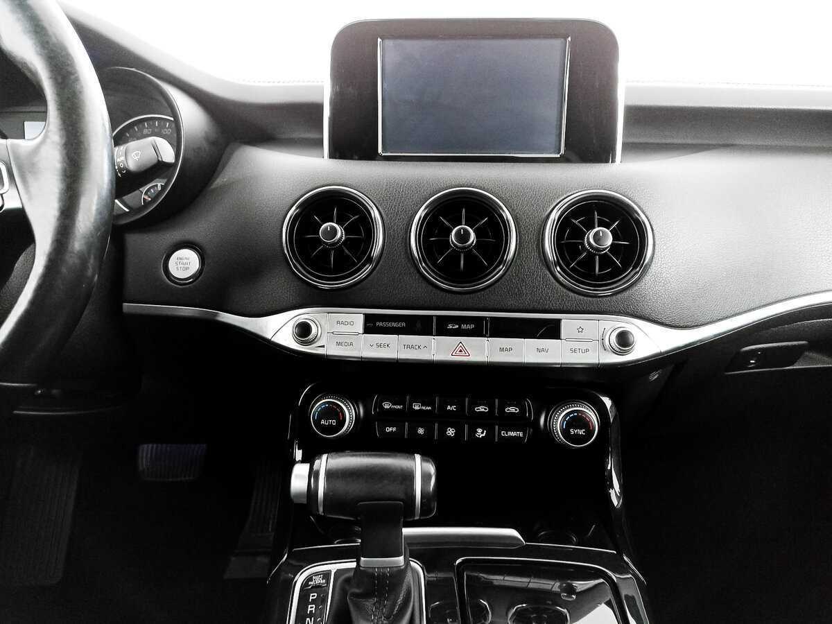 Kia Stinger с пробегом — 2018 год. Фото: #14
