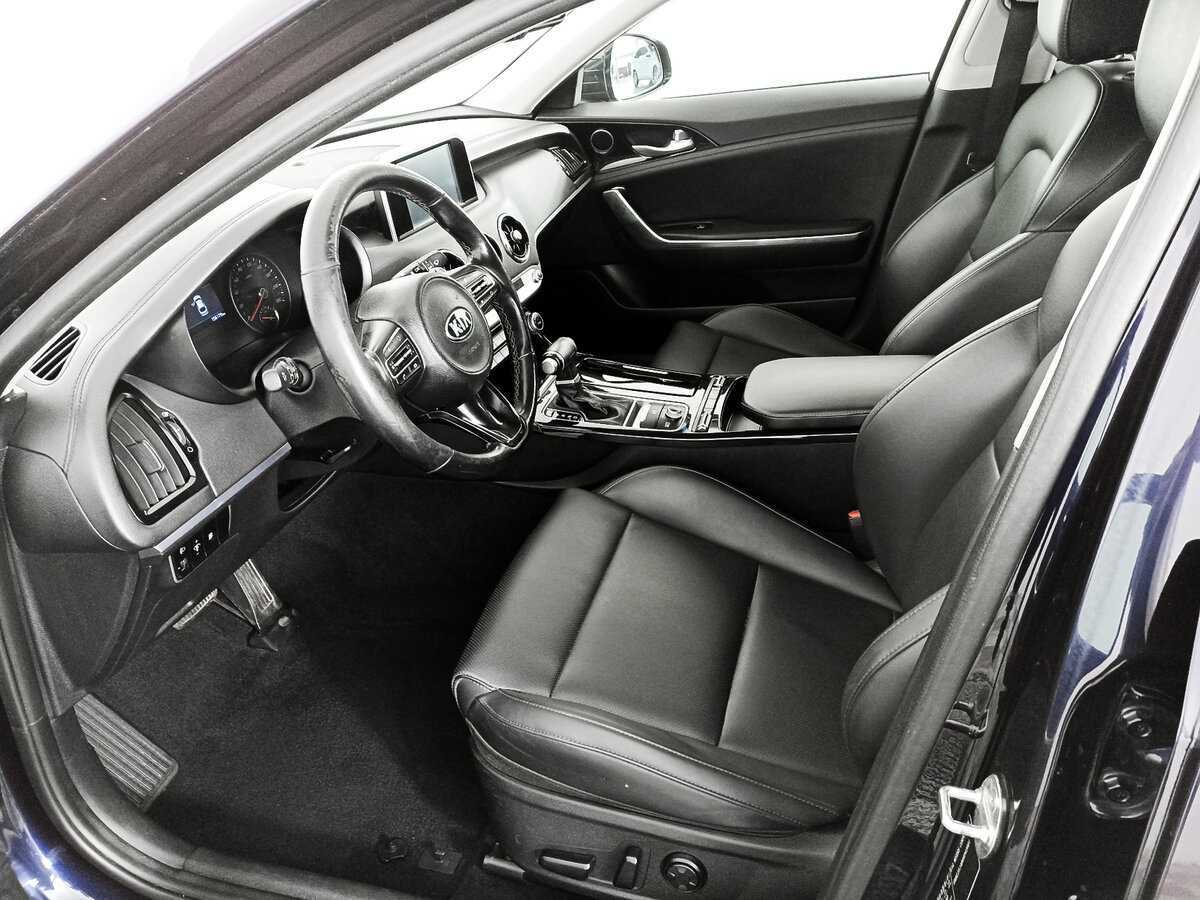 Kia Stinger с пробегом — 2018 год. Фото: #15