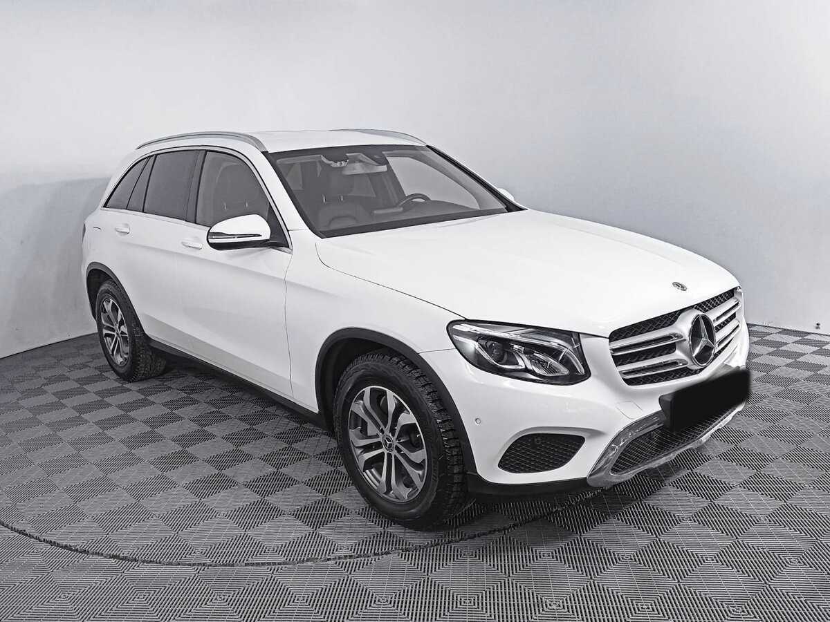 Mercedes-Benz GLC с пробегом — 2017 год. Фото: #2