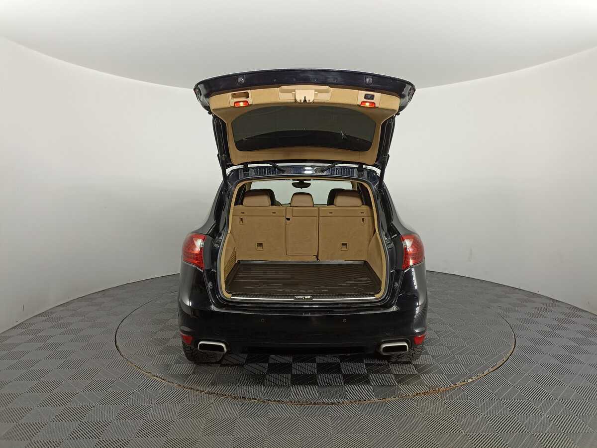 Porsche Cayenne с пробегом — 2012 год. Фото: #9