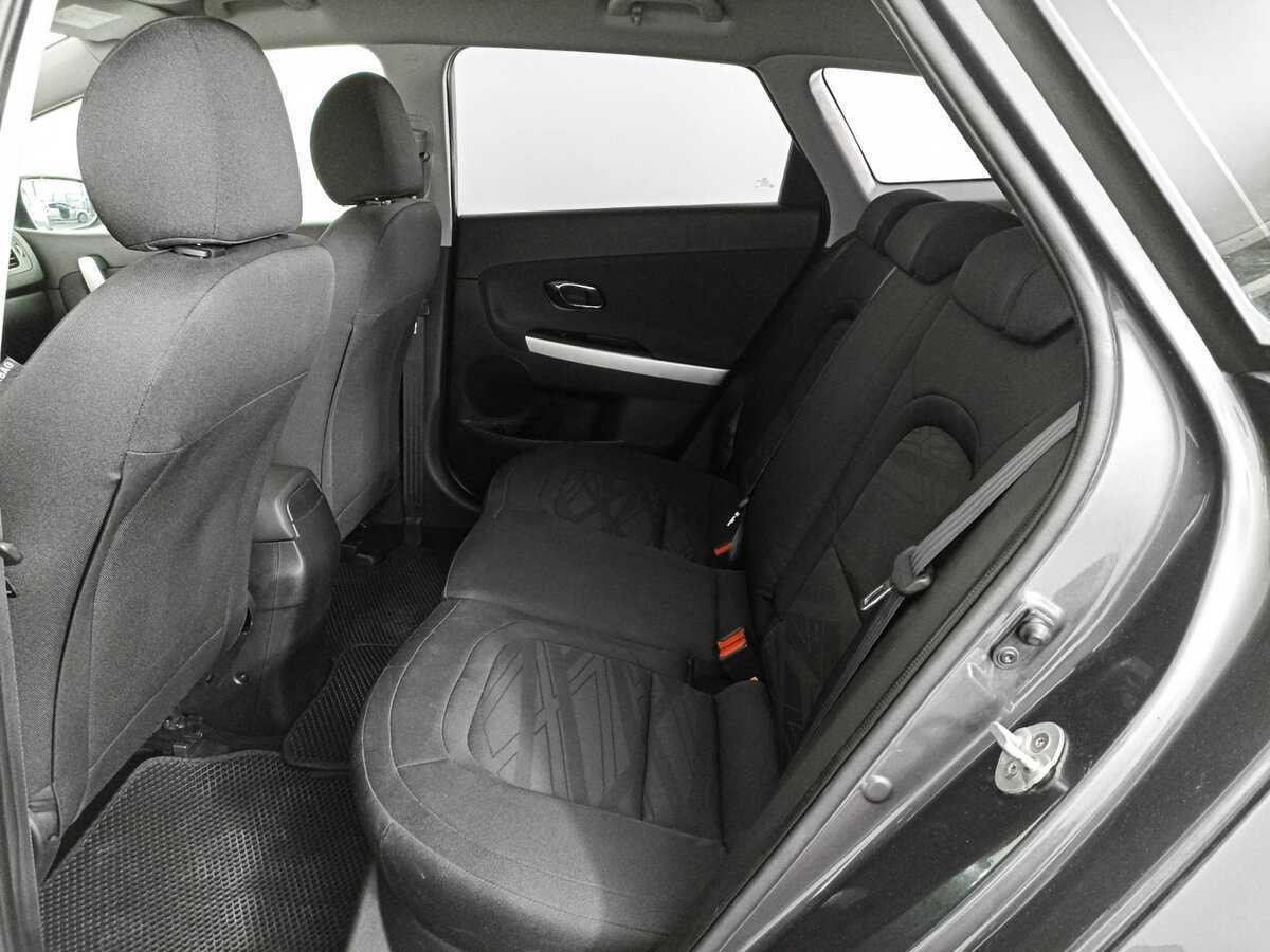 Kia Ceed с пробегом — 2017 год. Фото: #9