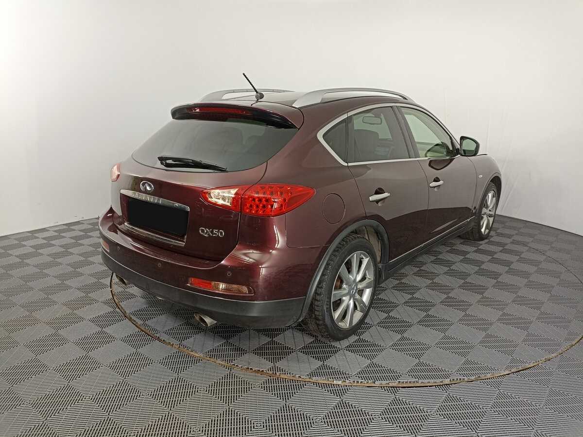 Infiniti QX50 с пробегом — 2014 год. Фото: #4