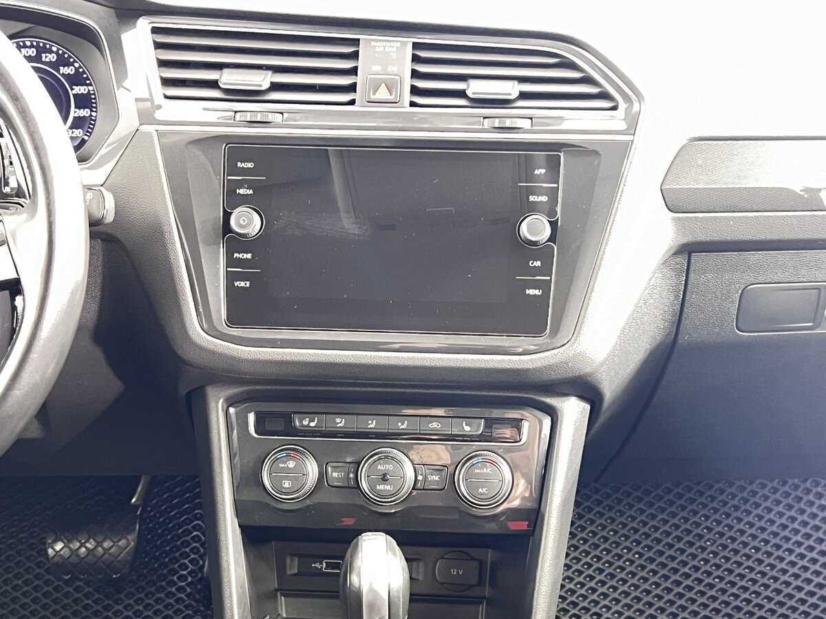 Volkswagen Tiguan с пробегом — 2018 год. Фото: #11