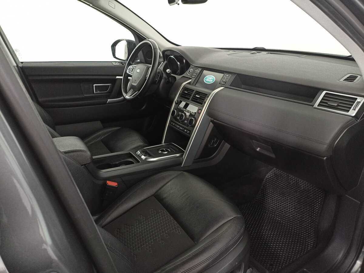 Land Rover Discovery Sport с пробегом — 2018 год. Фото: #8