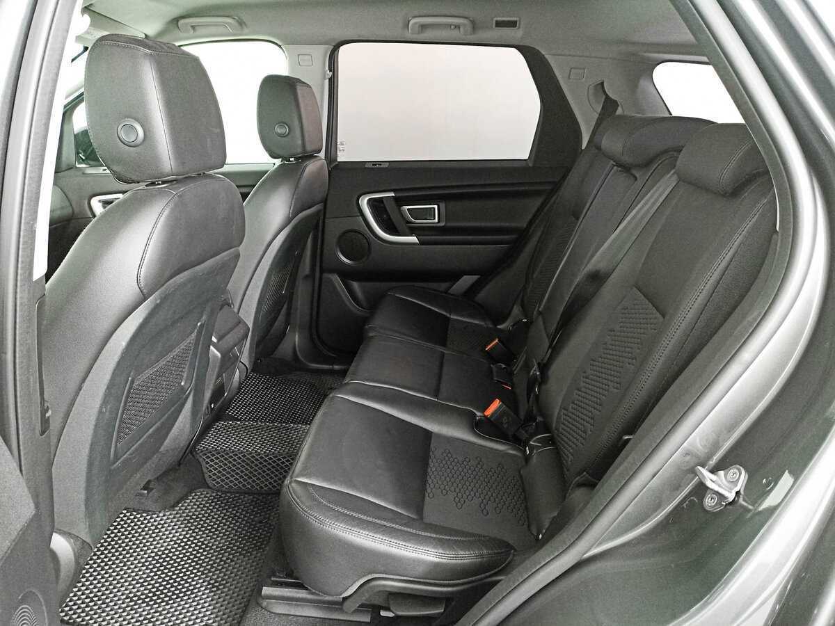 Land Rover Discovery Sport с пробегом — 2018 год. Фото: #9